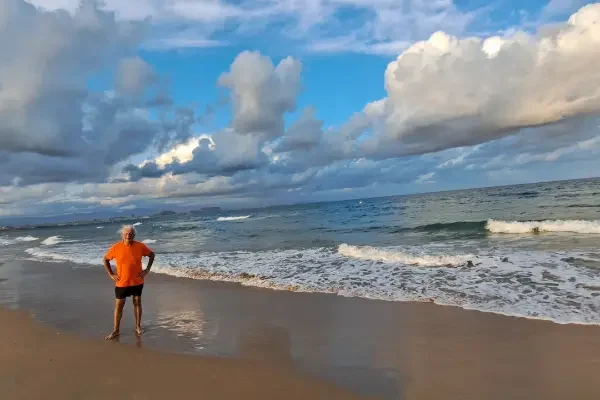 Marcelo Fongasca andando playa